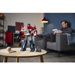 LEGO Creator Expert 10302 Optimus Prime