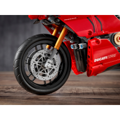 LEGO Technic 42107 Ducati Panigale V4 R
