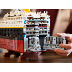 LEGO® Icons Titanic 10294