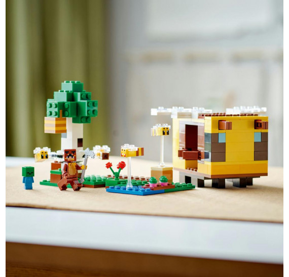 LEGO® Minecraft® 21241 Včelí domek