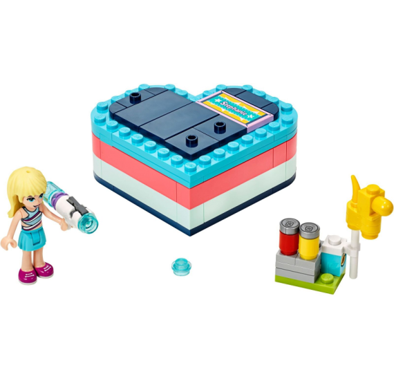 LEGO Friends 41386 Stephanie a letní krabička ve tvaru srdce - detail 
