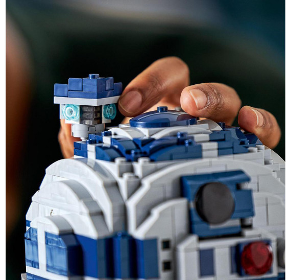 LEGO®  Star Wars™ 75301 R2-D2™